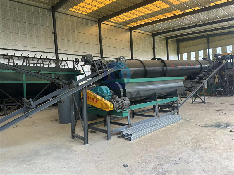 安装技术人员为泰安用户讲解如何正确安装有机肥设备双轴搅拌机?