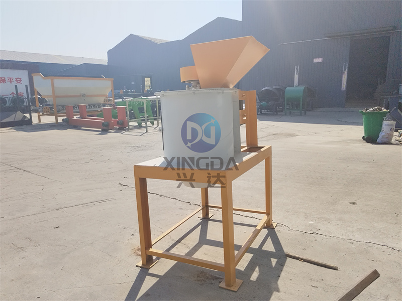 为怀化客户有机肥立式粉碎机设备的保养方法