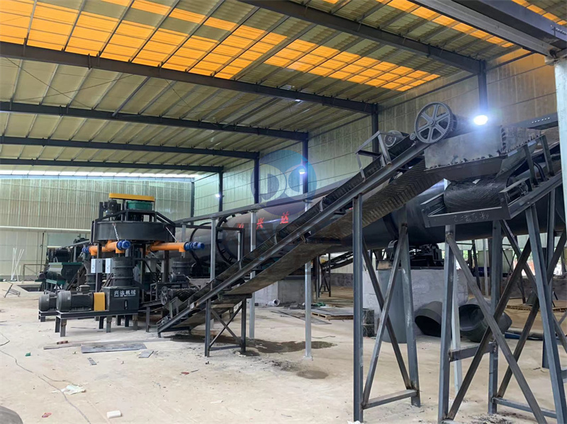 规模化猪场粪污处理方式------有机肥生产线设备